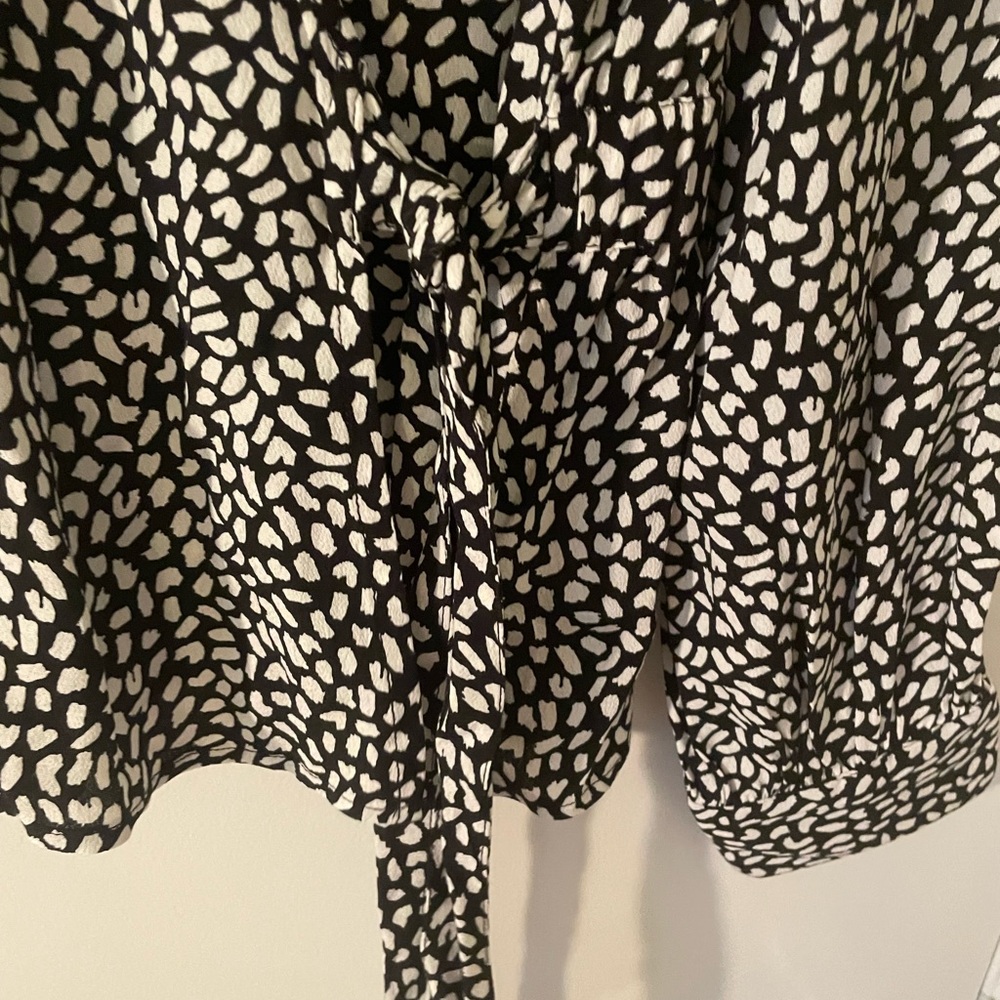 Talbots Faux Wrap Top Size Large - image 2